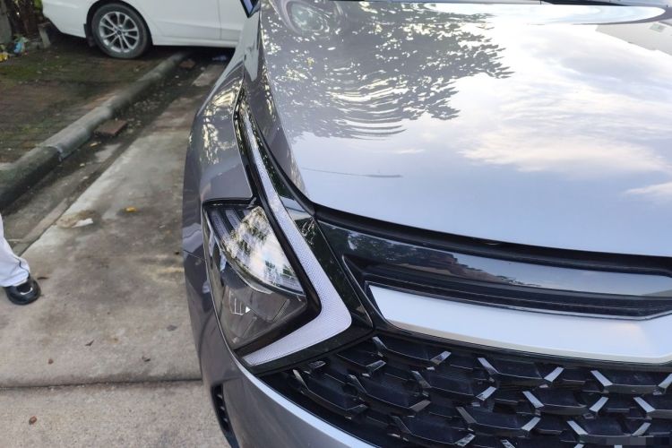 Used Kia Sportage (Chinese Domestic Model) 2023 2.0T Two-Wheel-Drive Prestige Edition Right Front Headlight