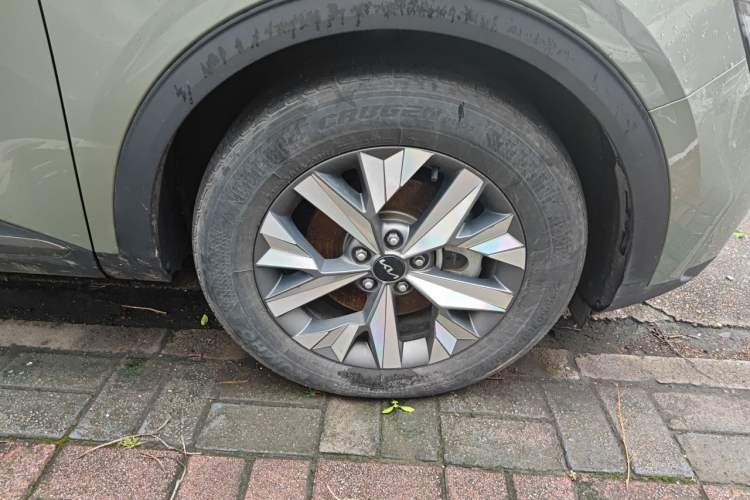 Used Kia Sportage (Chinese Domestic Model) 2023 2.0L HEV Two-Wheel Drive Flagship Edition Right Front Wheel Hub