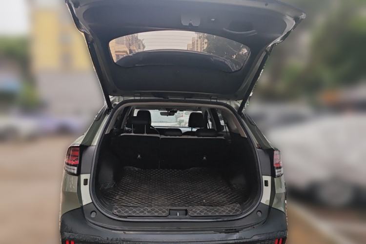 Used Kia Sportage (Chinese Domestic Model) 2023 2.0L HEV Two-Wheel Drive Flagship Edition Trunk