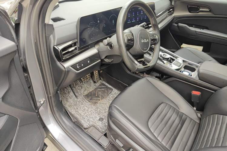 Used Kia Sportage (Chinese Domestic Model) 2023 2.0T Two-Wheel-Drive Prestige Edition Driver Seat