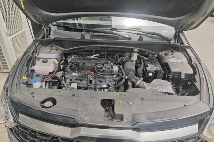 Used Kia Sportage (Chinese Domestic Model) 2023 1.5T Two-Wheel Drive Prestige Edition Engine Bay
