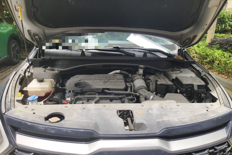 Used Kia Sportage (Chinese Domestic Model) 2023 2.0T Two-Wheel Drive Luxury Edition Engine Bay
