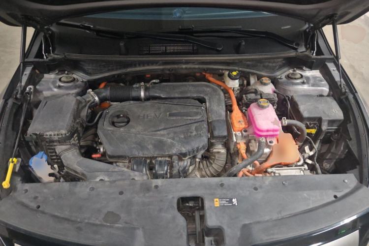 Used Kia Sportage (Chinese Domestic Model) 2023 2.0L HEV Two-Wheel Drive Prestige Edition Engine Bay