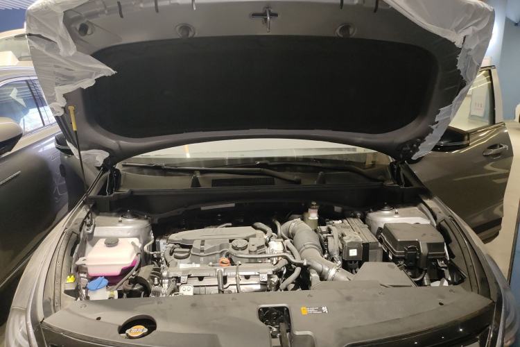 Used Kia Sportage (Chinese Domestic Model) 2023 1.5T Two-Wheel Drive Prestige Edition Engine Bay