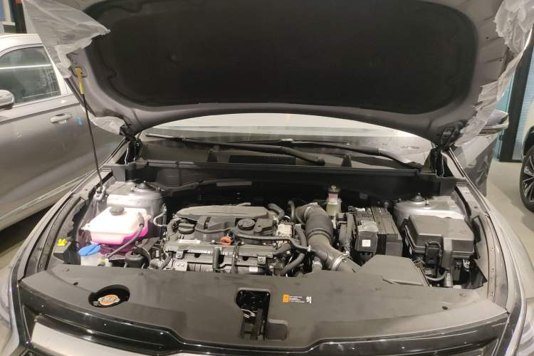 Used Kia Sportage (Chinese Domestic Model) 2023 1.5T Two-Wheel Drive Prestige Edition Engine Bay