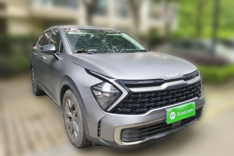 Used Kia Sportage (Chinese Domestic Model) 2023 2.0T Two-Wheel Drive Luxury Edition Front Right 45 Deg