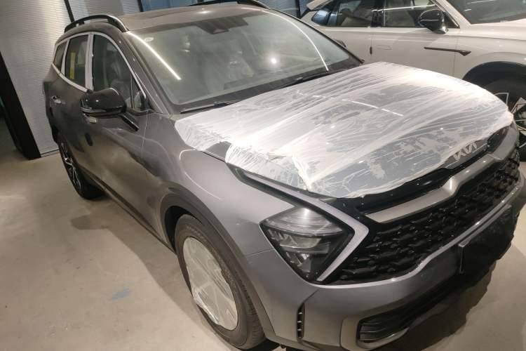 Used Kia Sportage (Chinese Domestic Model) 2023 1.5T Two-Wheel Drive Prestige Edition Front Right 45 Deg