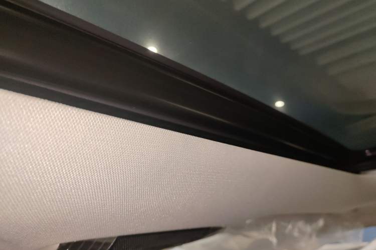 Used Kia Sportage (Chinese Domestic Model) 2023 1.5T Two-Wheel Drive Prestige Edition Headliner