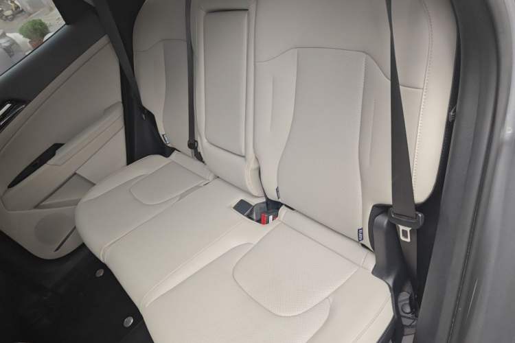 Used Kia Sportage (Chinese Domestic Model) 2023 1.5T Two-Wheel Drive Prestige Edition Interior 4