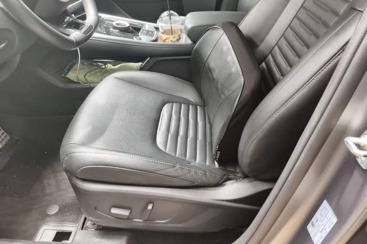Used Kia Sportage (Chinese Domestic Model) 2023 2.0T Two-Wheel Drive Luxury Edition Left Front Seat