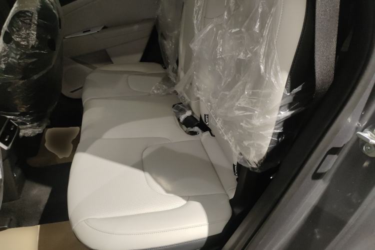 Used Kia Sportage (Chinese Domestic Model) 2023 1.5T Two-Wheel Drive Prestige Edition Left Rear Seat