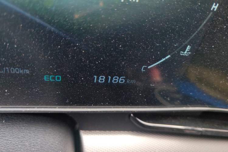 Used Kia Sportage (Chinese Domestic Model) 2023 2.0T Two-Wheel-Drive Prestige Edition Odometer Close Up