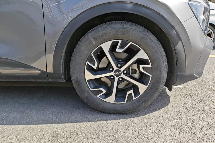 Used Kia Sportage (Chinese Domestic Model) 2023 1.5T Two-Wheel Drive Luxury Edition Right Front Wheel Hub