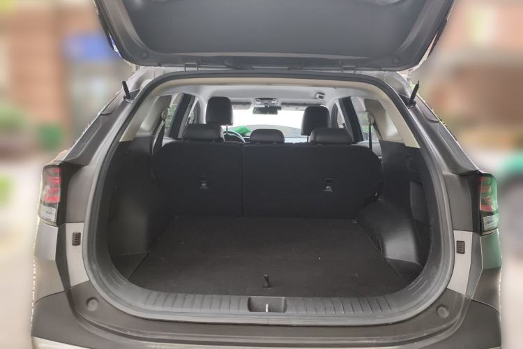 Used Kia Sportage (Chinese Domestic Model) 2023 2.0T Two-Wheel Drive Luxury Edition Trunk