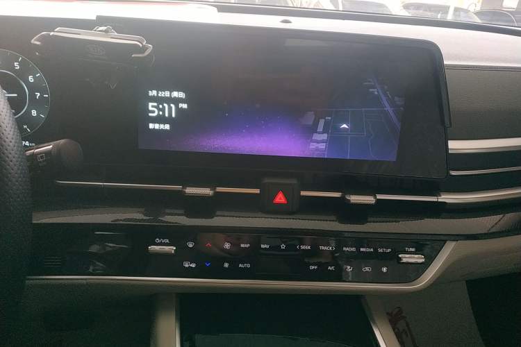 Used Kia Sportage (Chinese Domestic Model) 2023 1.5T Two-Wheel Drive Prestige Edition Audio And AC Panel