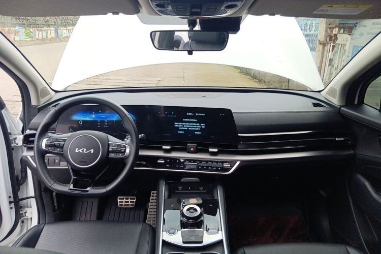 Used Kia Sportage (Chinese Domestic Model) 2023 2.0T Two-Wheel-Drive Prestige Edition Center Console
