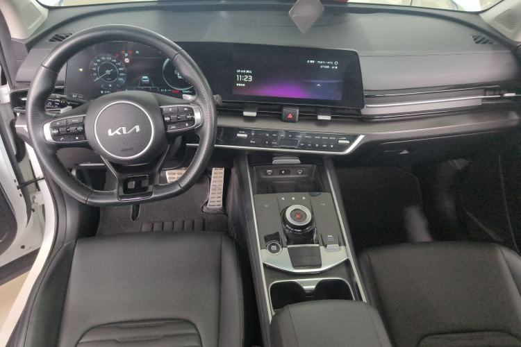 Used Kia Sportage (Chinese Domestic Model) 2023 2.0T Two-Wheel-Drive Prestige Edition Center Console