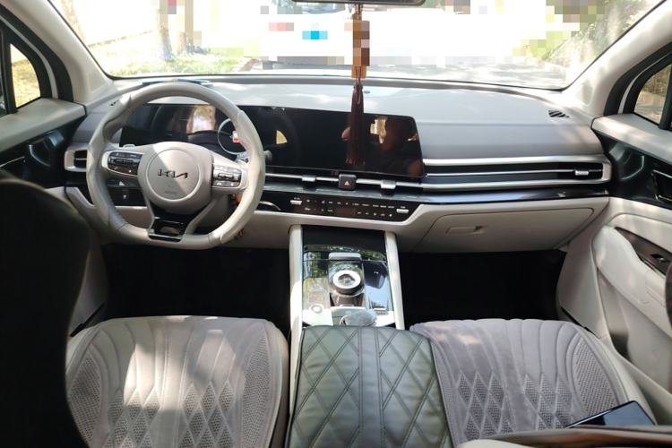 Used Kia Sportage (Chinese Domestic Model) 2023 1.5T Two-Wheel Drive Prestige Edition Center Console