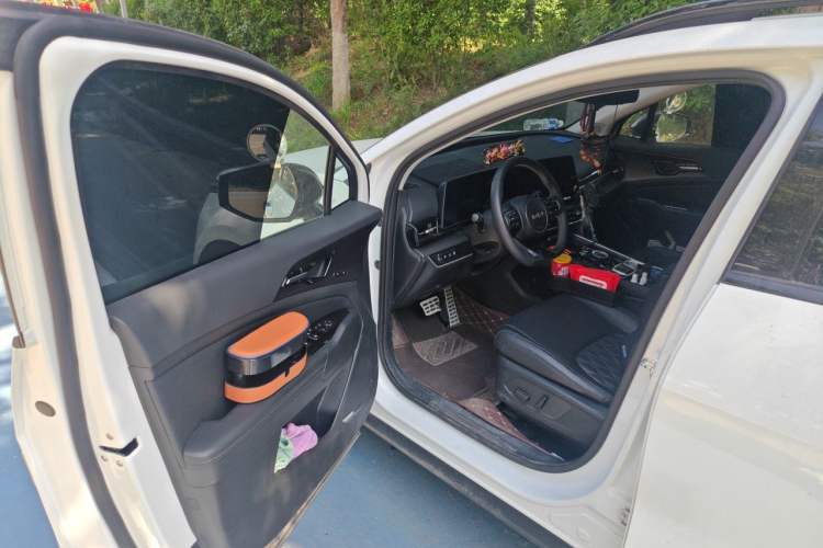 Used Kia Sportage (Chinese Domestic Model) 2023 2.0T Two-Wheel Drive Flagship Edition Driver Seat