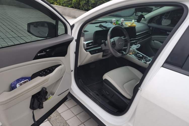 Used Kia Sportage (Chinese Domestic Model) 2023 1.5T Two-Wheel Drive Prestige Edition Driver Seat