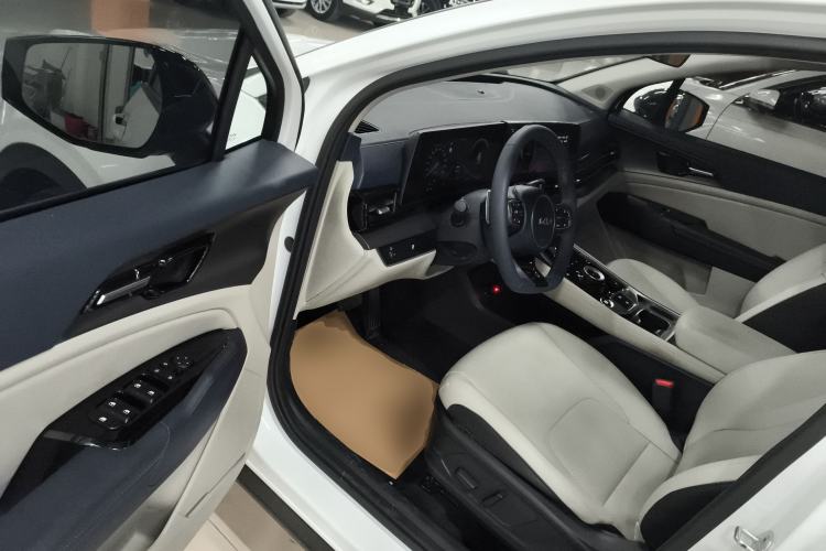 Used Kia Sportage (Chinese Domestic Model) 2023 2.0L HEV Two-Wheel Drive Prestige Edition Driver Seat