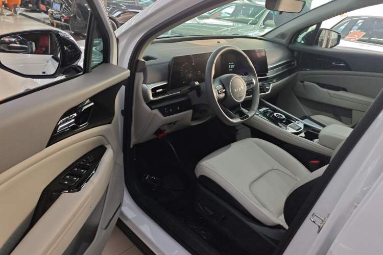 Used Kia Sportage (Chinese Domestic Model) 2023 1.5T Two-Wheel Drive Prestige Edition Driver Seat