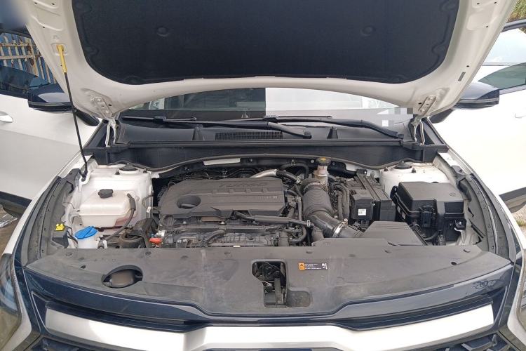 Used Kia Sportage (Chinese Domestic Model) 2023 2.0T Two-Wheel-Drive Prestige Edition Engine Bay