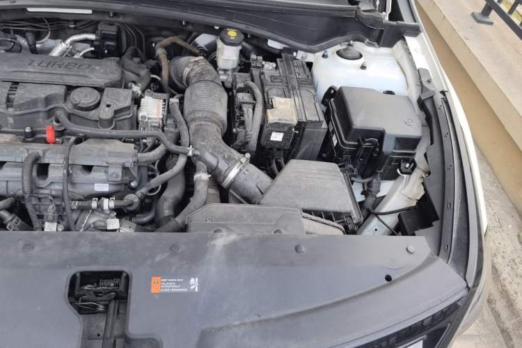 Used Kia Sportage (Chinese Domestic Model) 2023 1.5T Two-Wheel Drive Prestige Edition Engine Bay Left