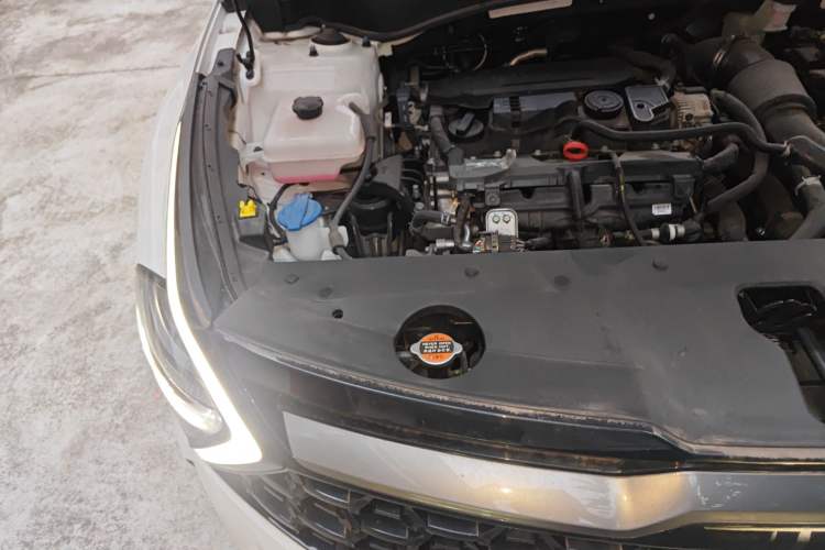 Used Kia Sportage (Chinese Domestic Model) 2023 1.5T Two-Wheel Drive Prestige Edition Engine Bay Right