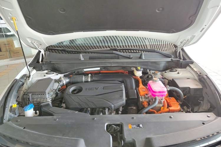 Used Kia Sportage (Chinese Domestic Model) 2023 2.0L HEV Two-Wheel Drive Flagship Edition Engine Bay
