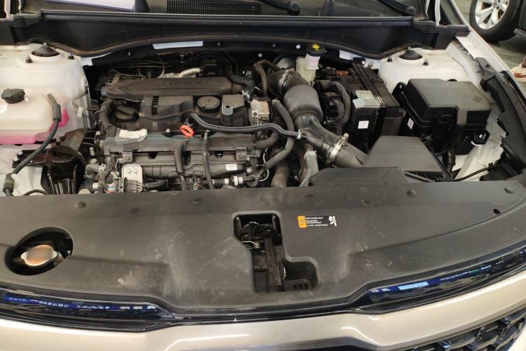 Used Kia Sportage (Chinese Domestic Model) 2023 1.5T Two-Wheel Drive Prestige Edition Engine Bay