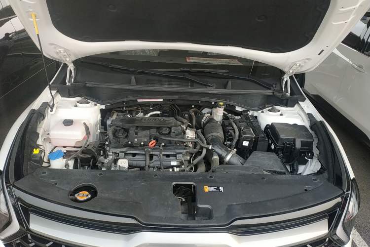 Used Kia Sportage (Chinese Domestic Model) 2023 1.5T Two-Wheel Drive Prestige Edition Engine Bay