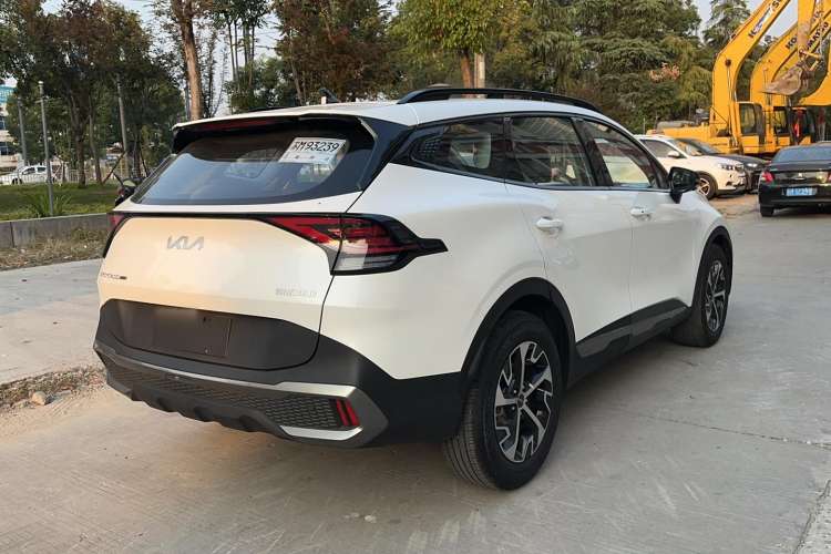 Used Kia Sportage (Chinese Domestic Model) 2023 2.0L HEV Two-Wheel Drive Flagship Edition Exterior 3