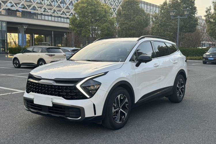 Used Kia Sportage (Chinese Domestic Model) 2023 1.5T Two-Wheel Drive Prestige Edition Front Left 45 Deg