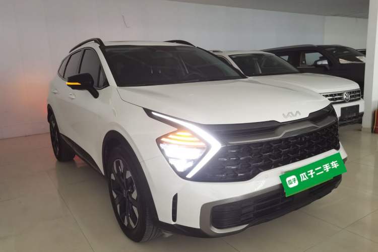 Used Kia Sportage (Chinese Domestic Model) 2023 2.0T Two-Wheel Drive Flagship Edition Front Right 45 Deg