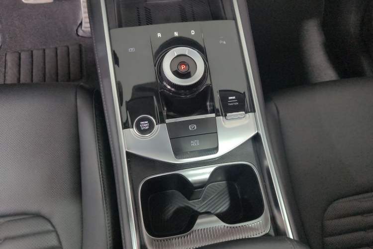 Used Kia Sportage (Chinese Domestic Model) 2023 2.0T Two-Wheel-Drive Prestige Edition Gear Lever