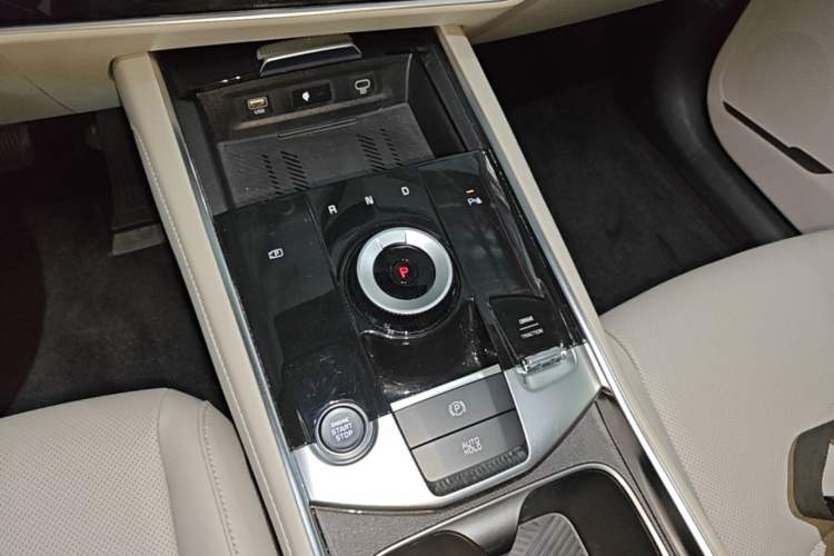 Used Kia Sportage (Chinese Domestic Model) 2023 1.5T Two-Wheel Drive Prestige Edition Gear Lever