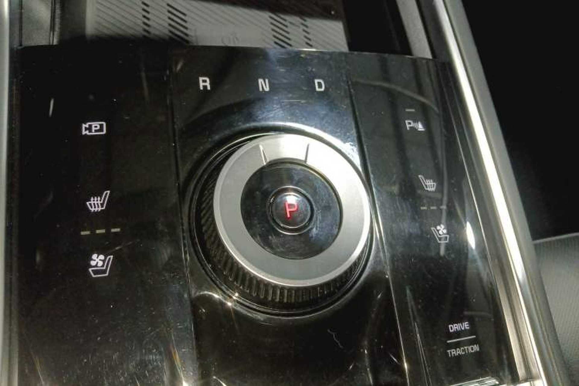 Used Kia Sportage (Chinese Domestic Model) 2023 2.0T Two-Wheel Drive Flagship Edition Gear Lever
