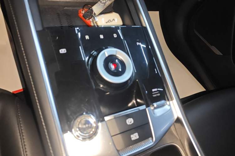 Used Kia Sportage (Chinese Domestic Model) 2023 2.0T Two-Wheel-Drive Prestige Edition Gear Lever