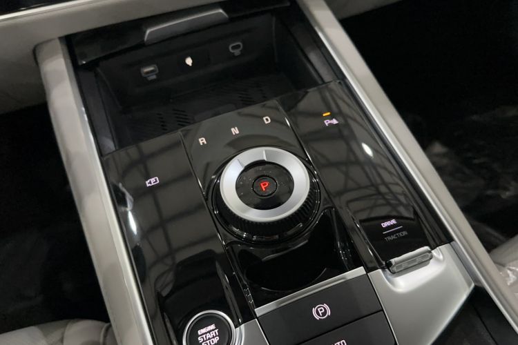 Used Kia Sportage (Chinese Domestic Model) 2023 2.0L HEV Two-Wheel Drive Prestige Edition Gear Lever
