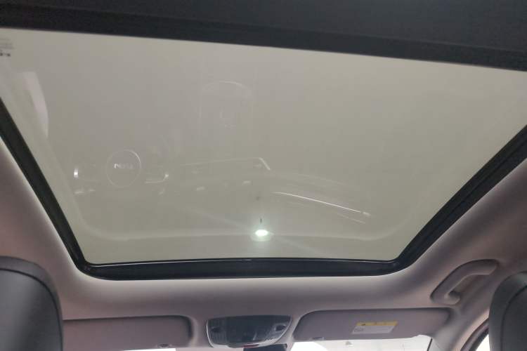 Used Kia Sportage (Chinese Domestic Model) 2023 2.0T Two-Wheel-Drive Prestige Edition Headliner
