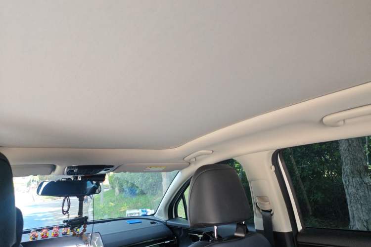 Used Kia Sportage (Chinese Domestic Model) 2023 2.0T Two-Wheel Drive Flagship Edition Headliner