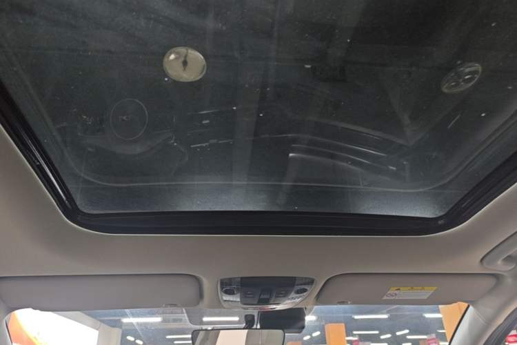Used Kia Sportage (Chinese Domestic Model) 2023 1.5T Two-Wheel Drive Prestige Edition Headliner