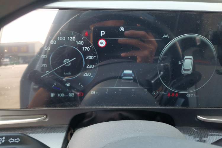 Used Kia Sportage (Chinese Domestic Model) 2023 1.5T Two-Wheel Drive Prestige Edition Instrument Cluster