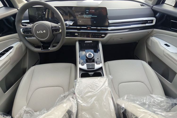Used Kia Sportage (Chinese Domestic Model) 2023 1.5T Two-Wheel Drive Prestige Edition Interior 2