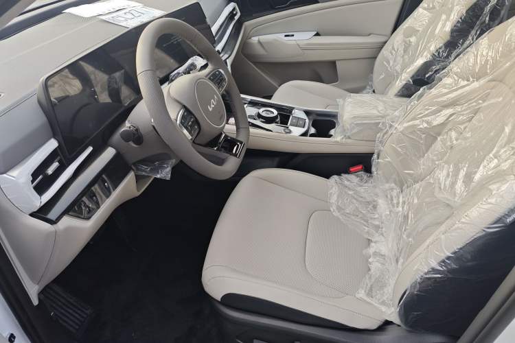 Used Kia Sportage (Chinese Domestic Model) 2023 1.5T Two-Wheel Drive Prestige Edition Interior 3