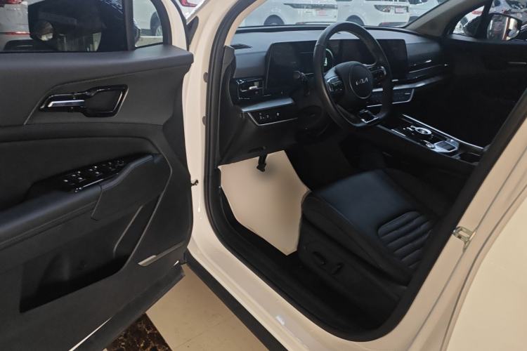 Used Kia Sportage (Chinese Domestic Model) 2023 2.0T Two-Wheel-Drive Prestige Edition Interior 3