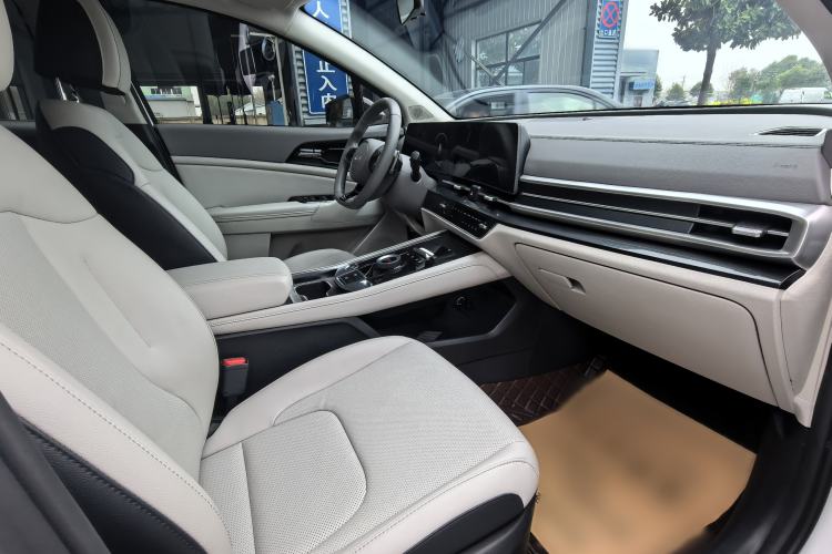 Used Kia Sportage (Chinese Domestic Model) 2023 1.5T Two-Wheel Drive Prestige Edition Interior 5