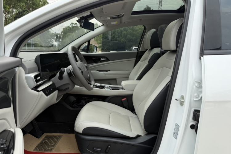 Used Kia Sportage (Chinese Domestic Model) 2023 1.5T Two-Wheel Drive Prestige Edition Interior 8