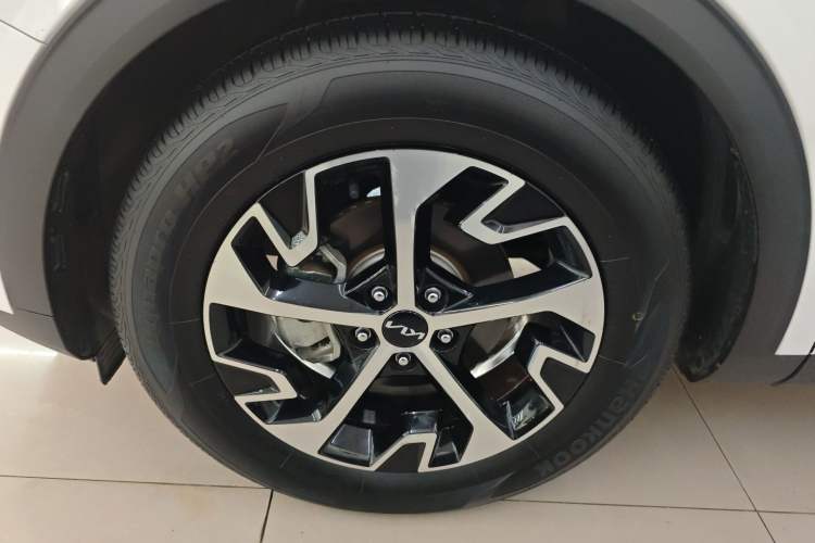 Used Kia Sportage (Chinese Domestic Model) 2023 1.5T Two-Wheel Drive Prestige Edition Left Front Wheel Hub